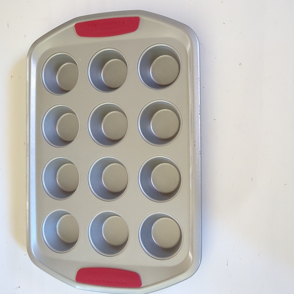 KitchenAid Mini 12 Muffin Pan Silicone Side Grips